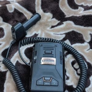 Uniden R3 Extreme Voice Alert Long Range Radar and Laser Detector - Matte Black